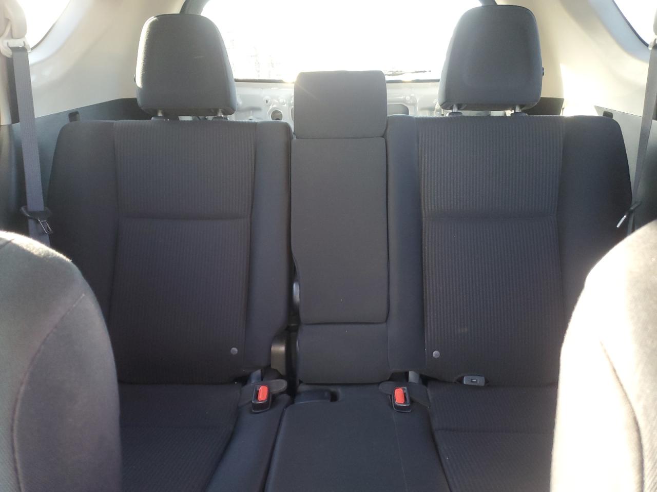 2016 Toyota RAV 4 - Image 10