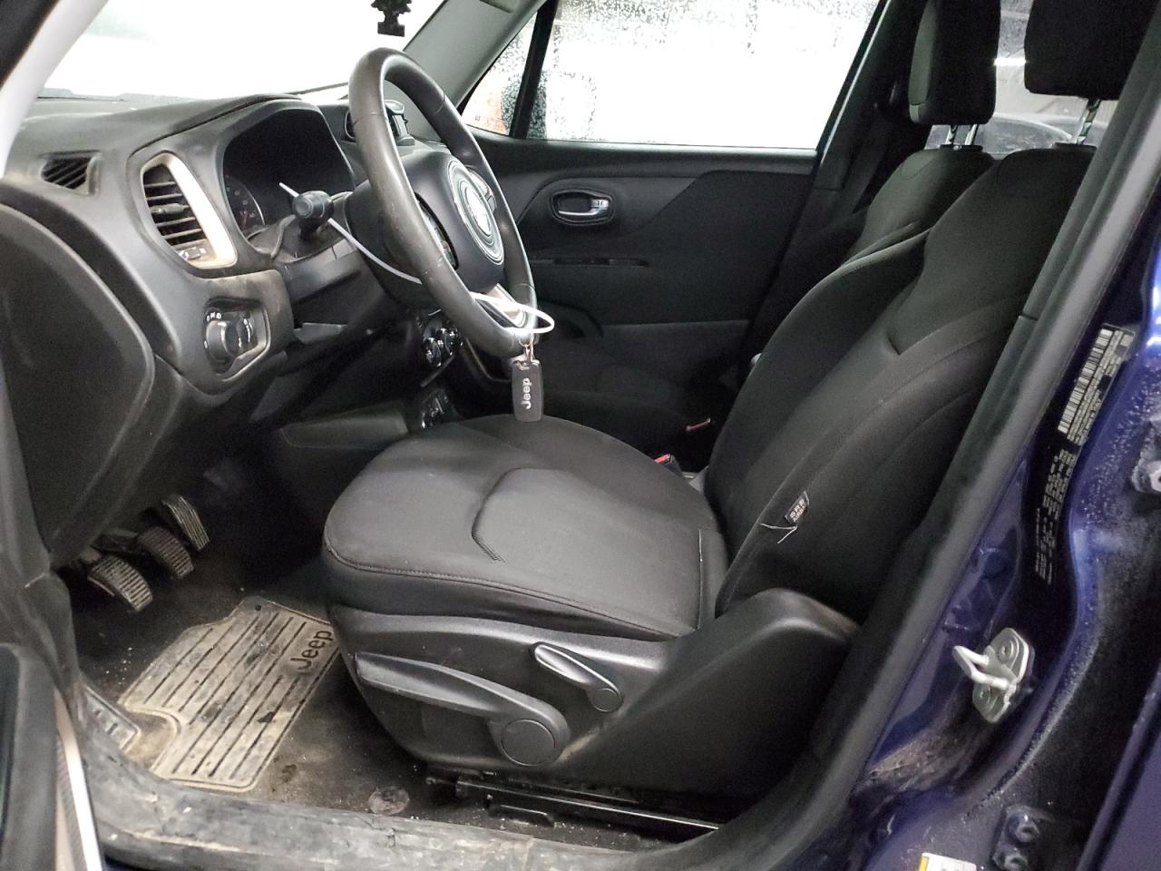 2016 Jeep Renegade - Image 7