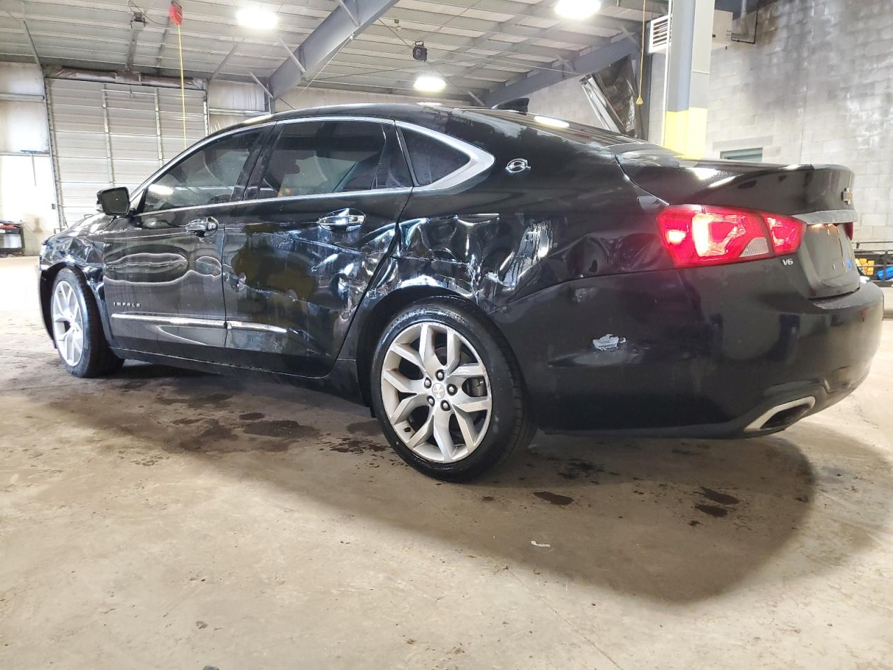 2015 Chevrolet Impala - Image 2