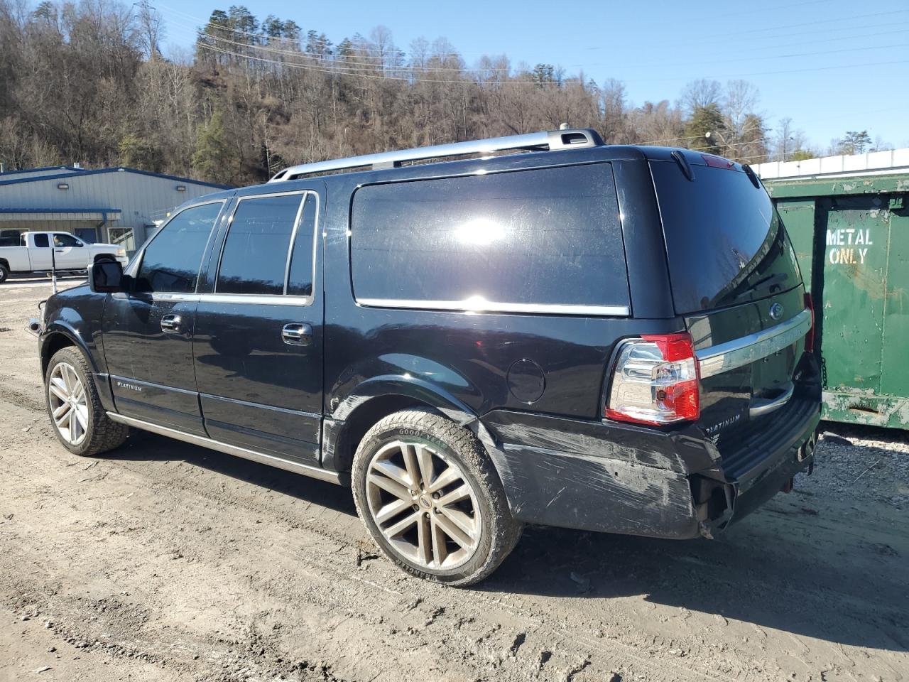2017 Ford Expedition - Image 2