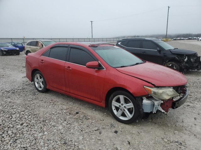Седаны TOYOTA CAMRY 2014 Красный