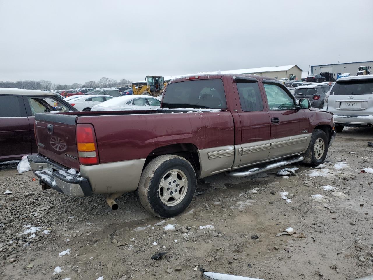 2000 Chevrolet Silverado - Image 3