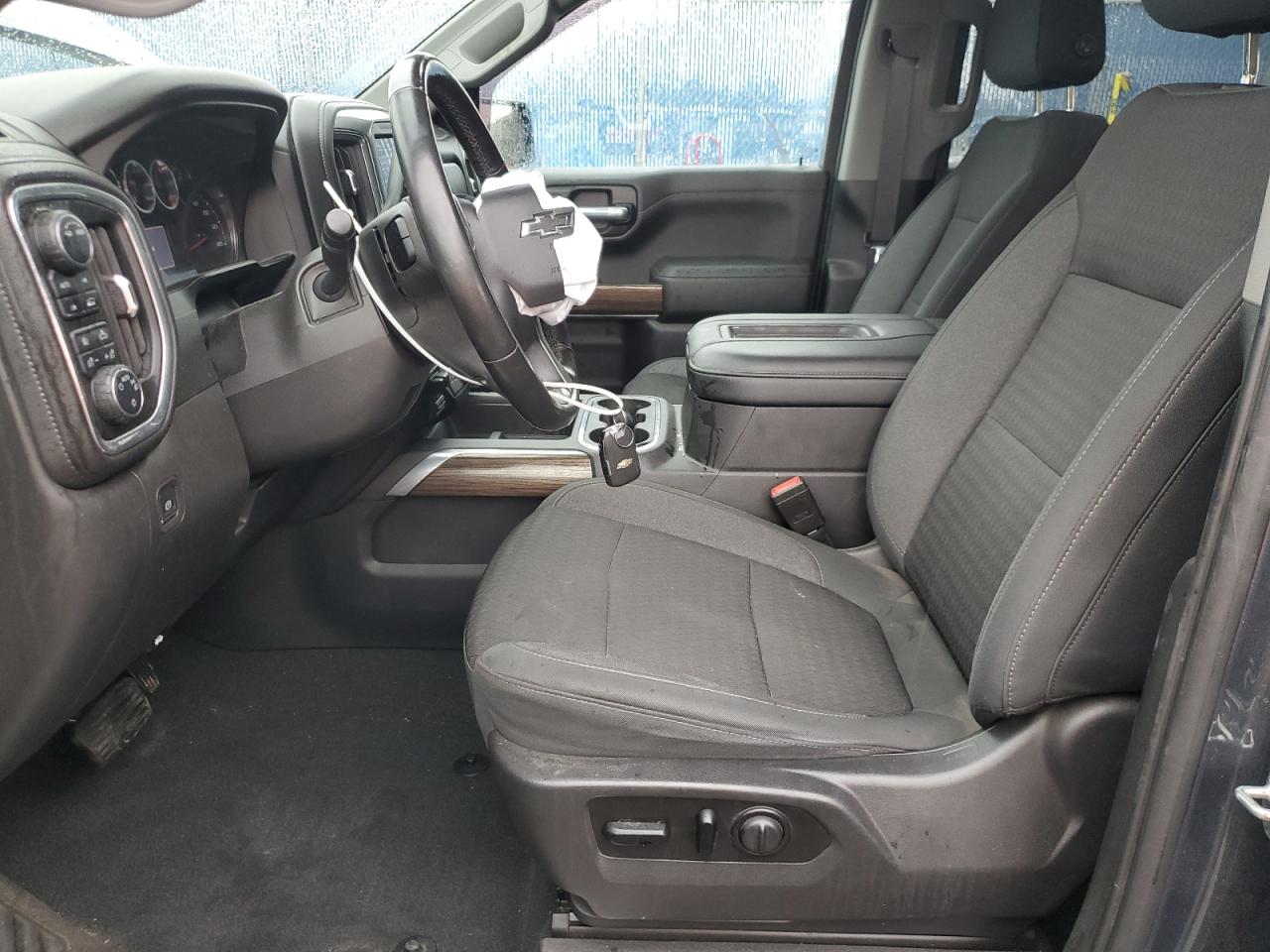 2020 Chevrolet Silverado - Image 7