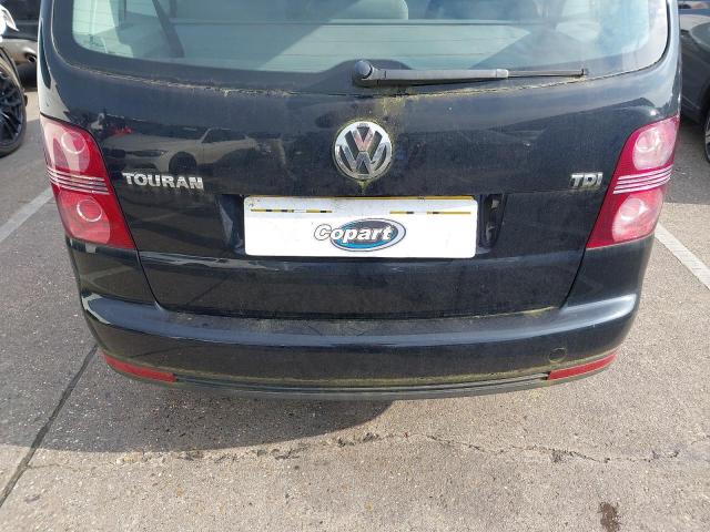 2009 VOLKSWAGEN TOURAN SE