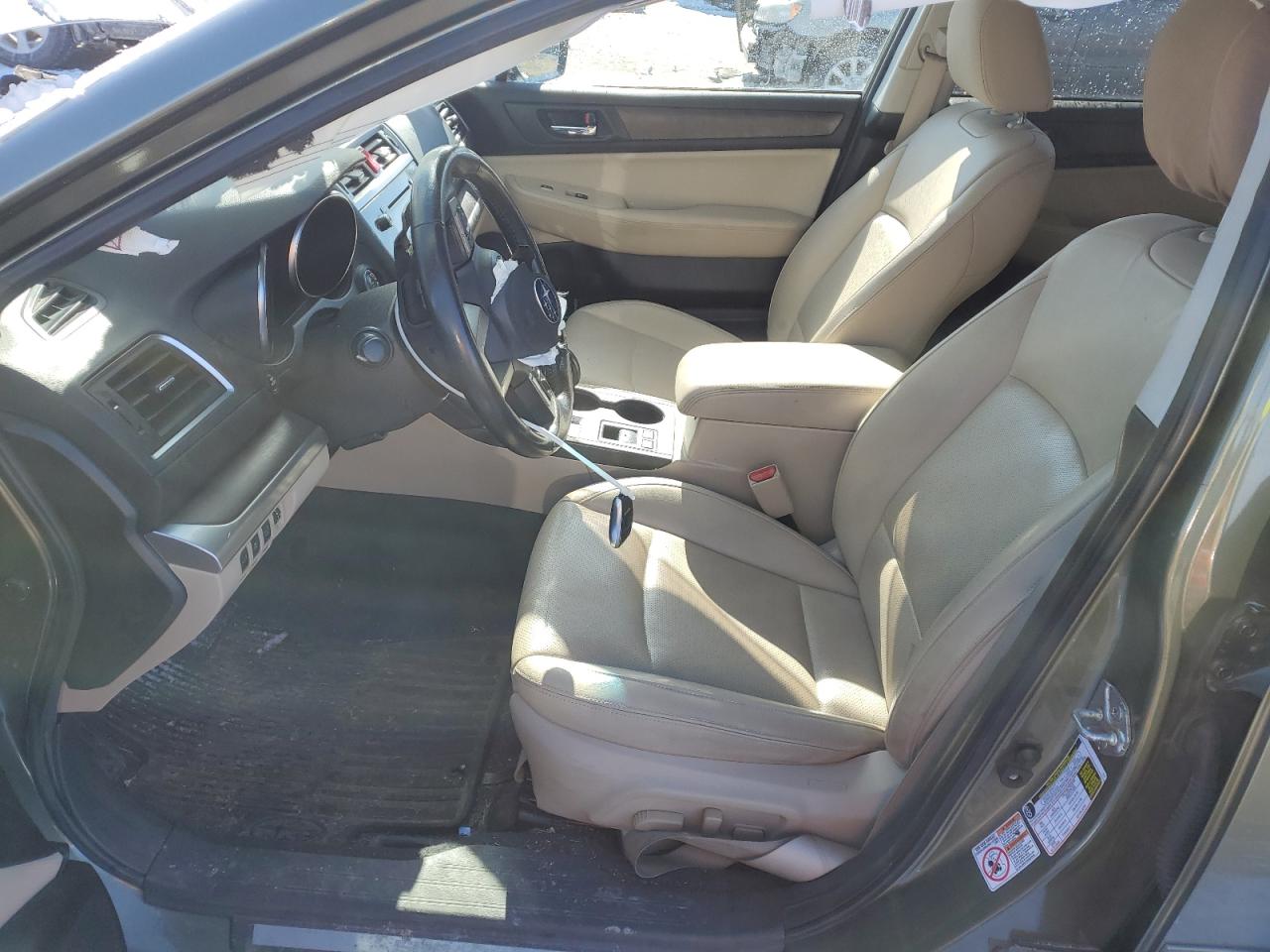2015 Subaru Outback - Image 7