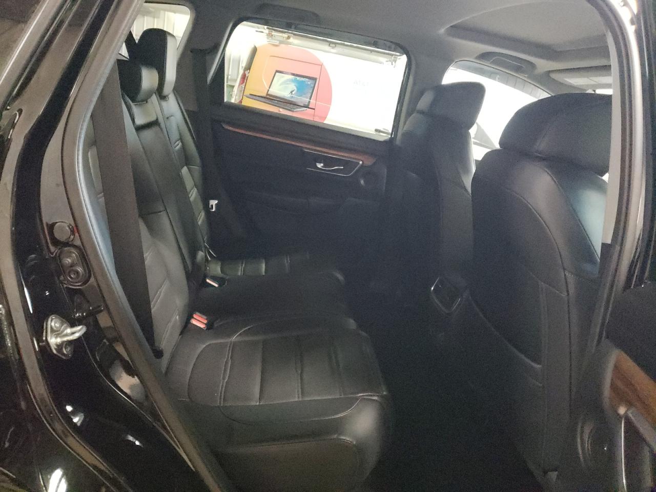 2017 Honda CR-V - Image 11