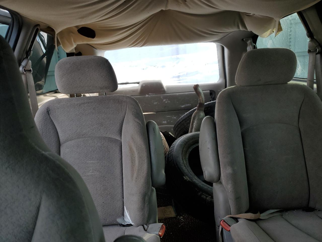 2003 Dodge Caravan - Image 10