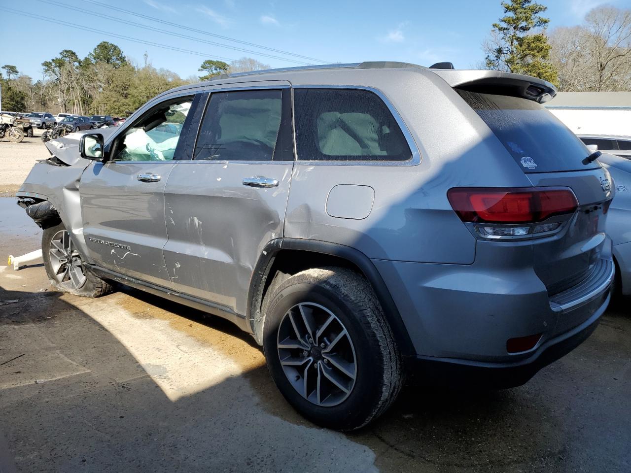 2020 Jeep Grand Cherokee - Image 2