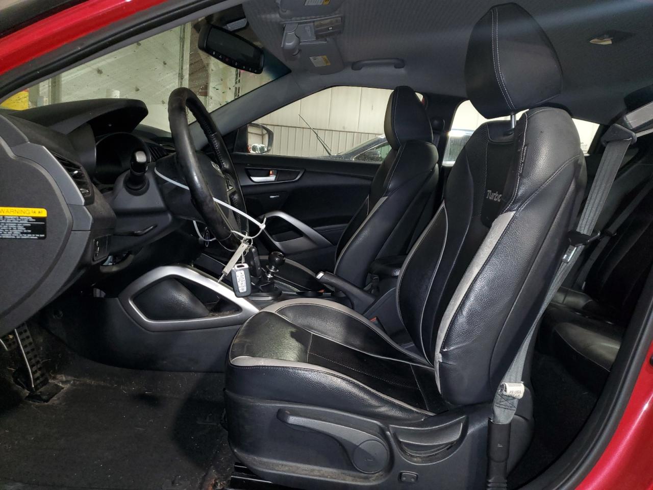 2014 Hyundai Veloster - Image 7