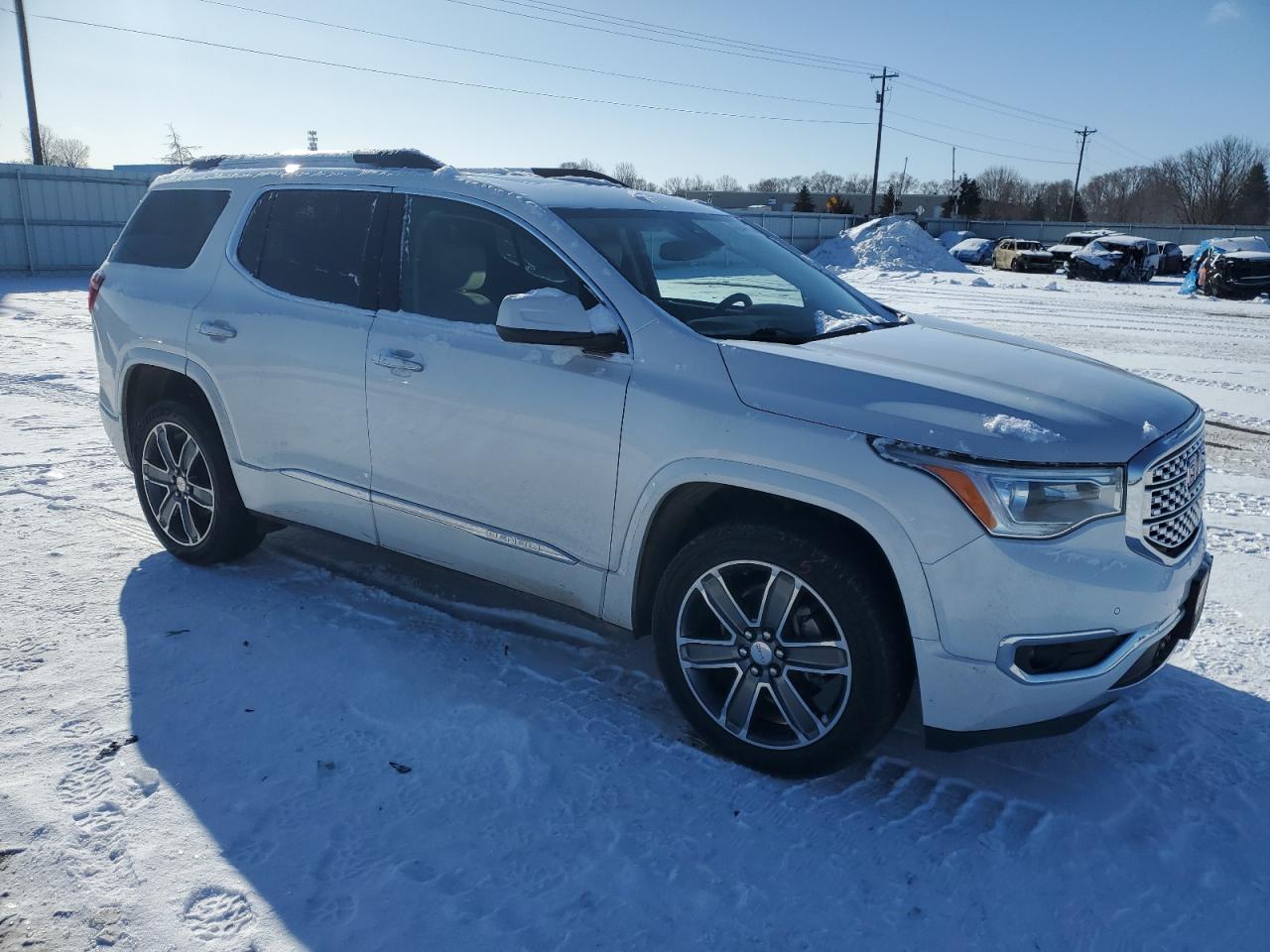 2017 GMC Acadia - Image 4