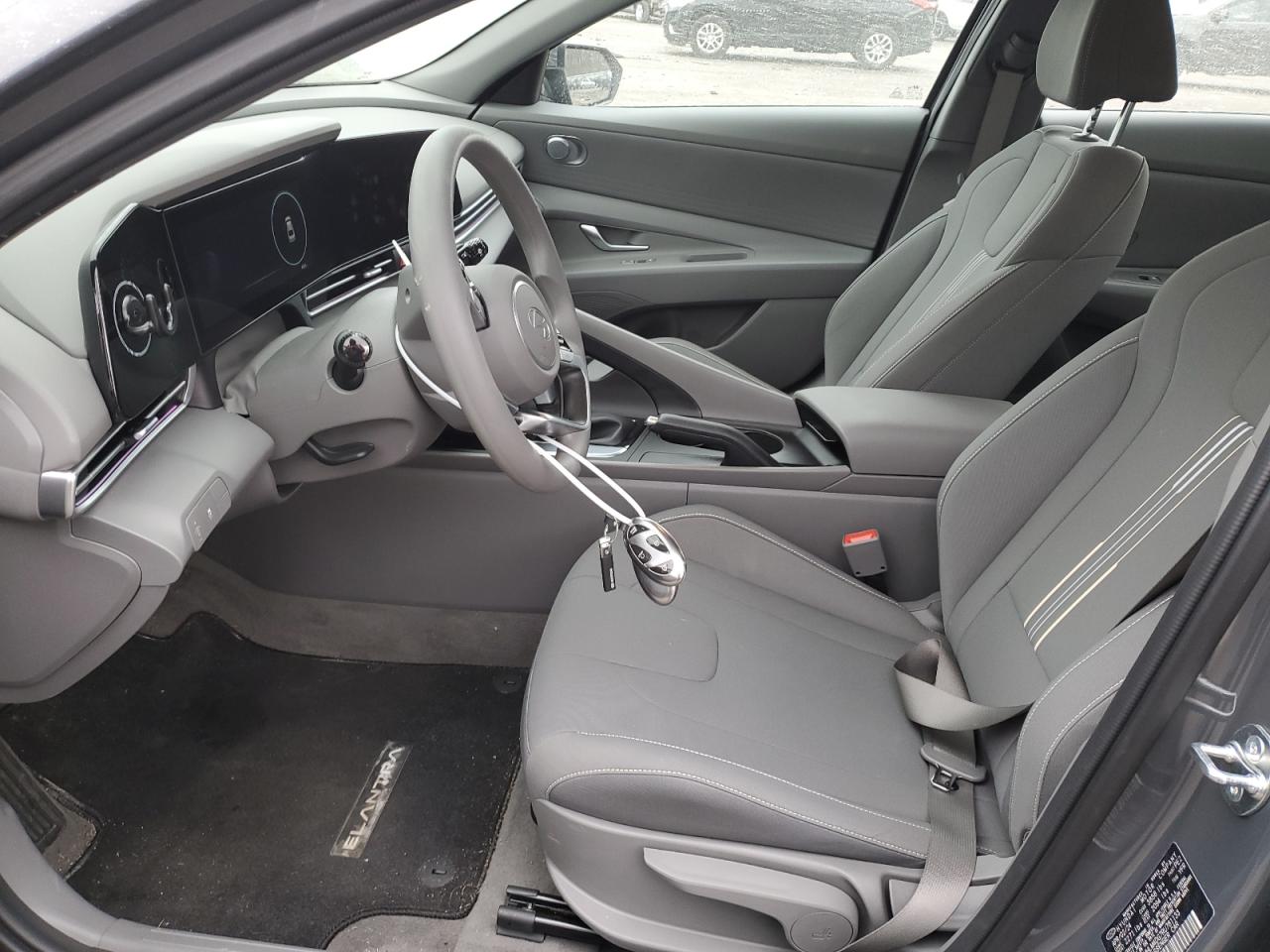 2024 Hyundai Elantra - Image 7