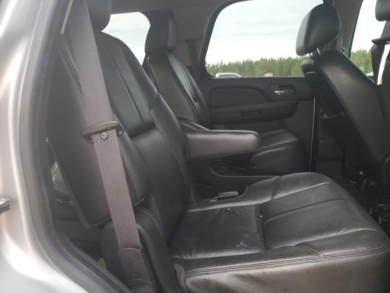 2012 GMC Yukon - Image 11