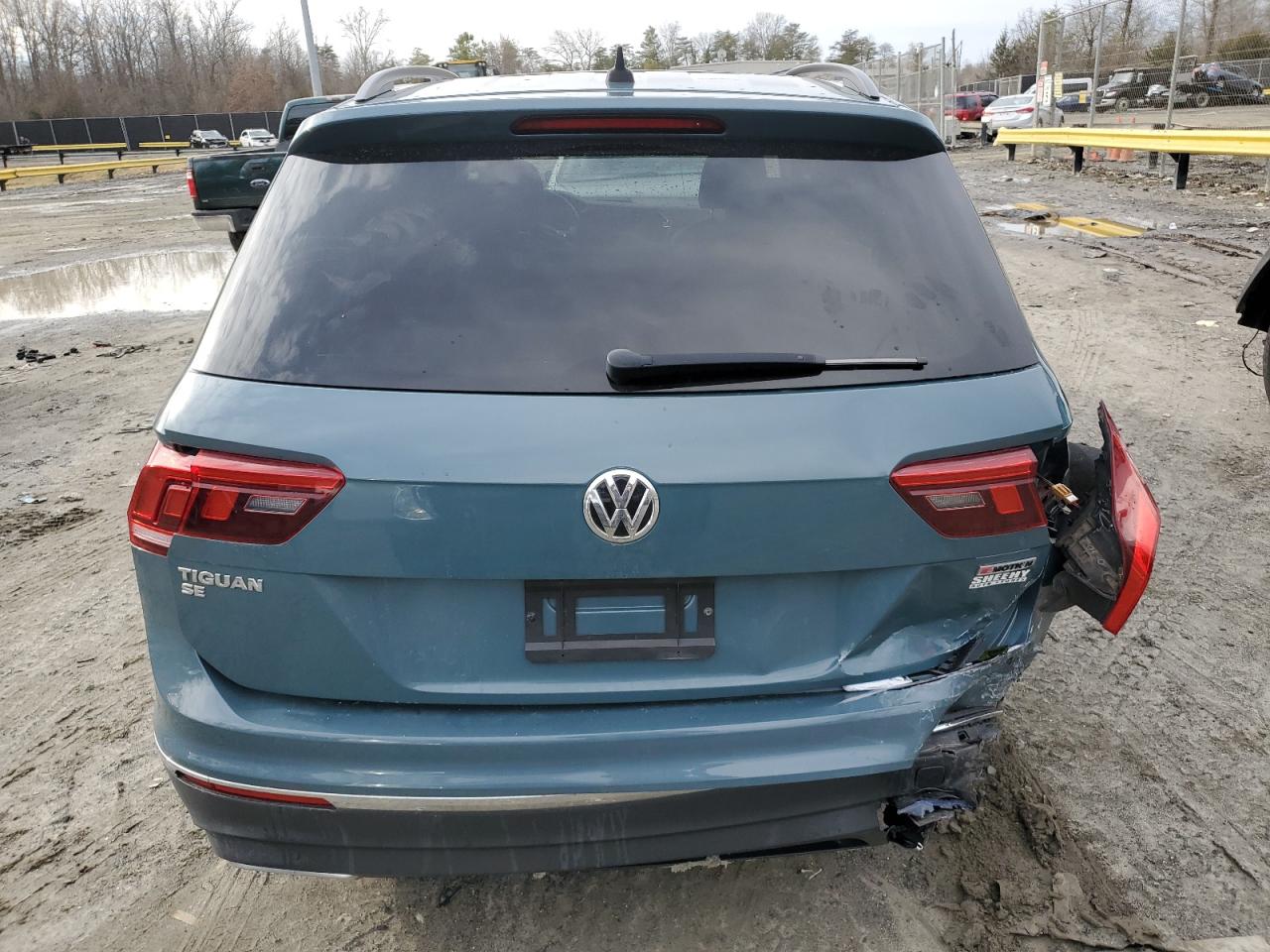 2020 Volkswagen Tiguan - Image 6