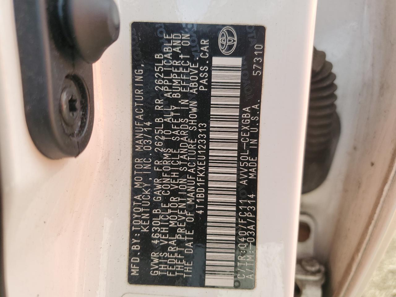 2014 Toyota Camry - Image 12