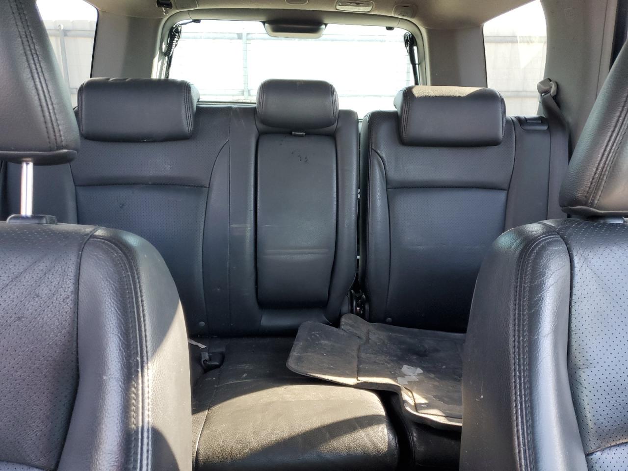 2005 Honda CR-V - Image 10