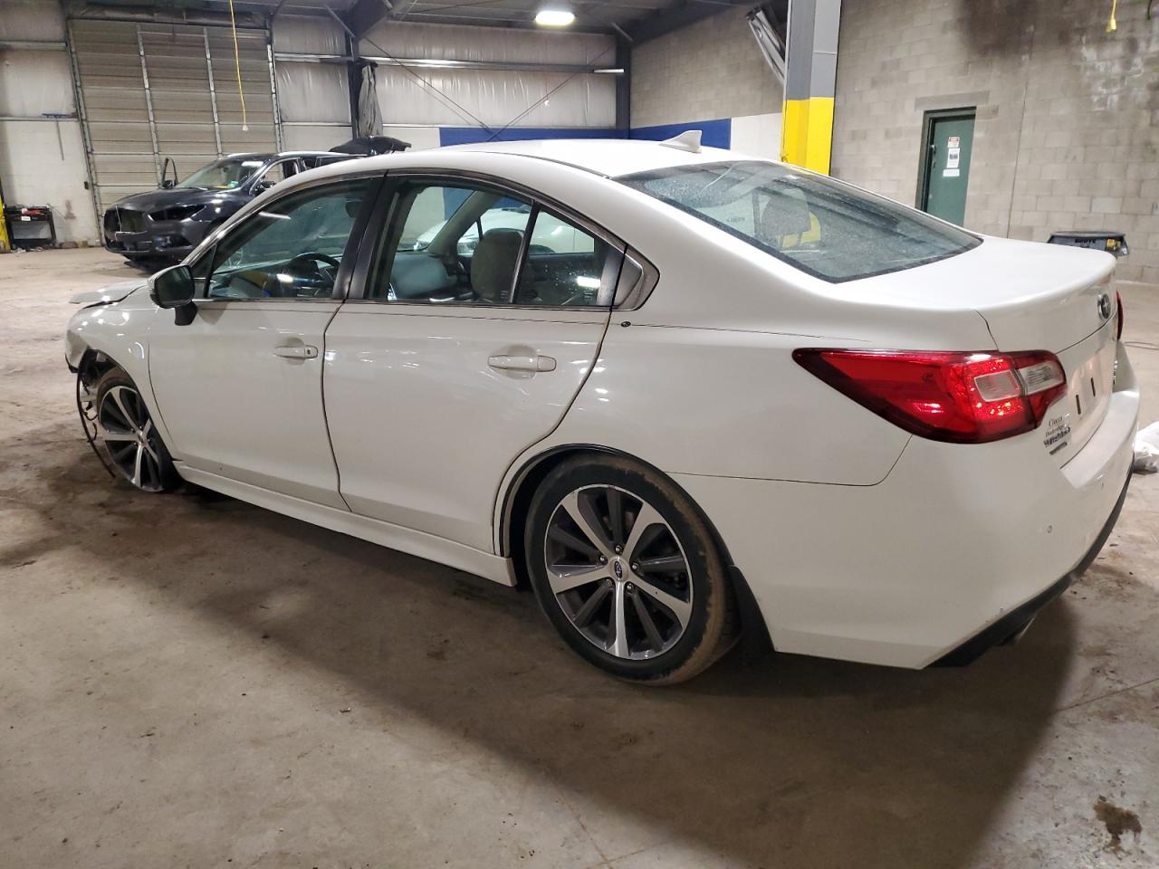 2018 Subaru Legacy - Image 2