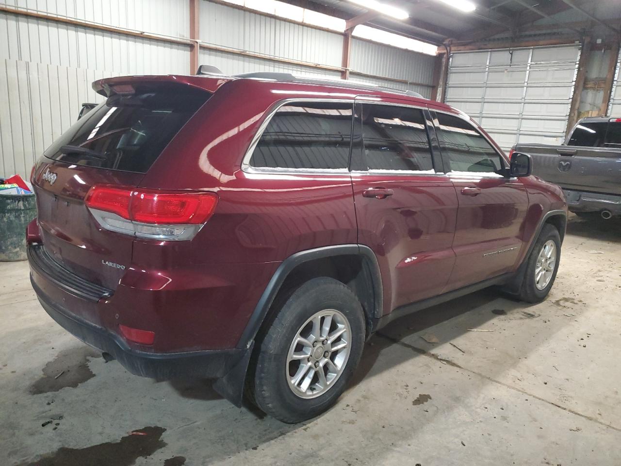 2018 Jeep Grand Cherokee - Image 3
