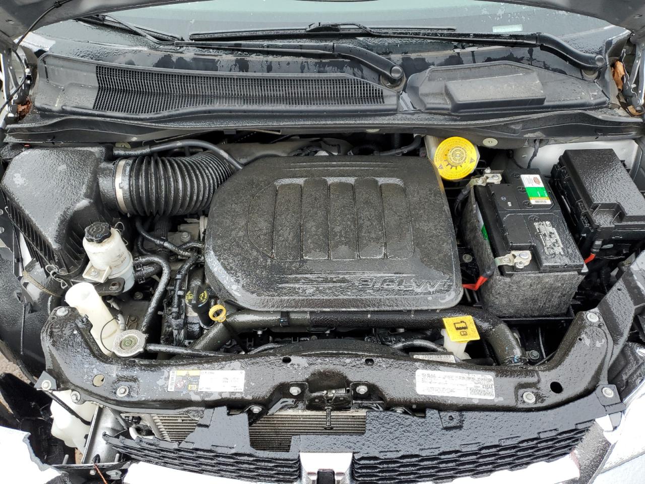 2019 Dodge Caravan - Image 12