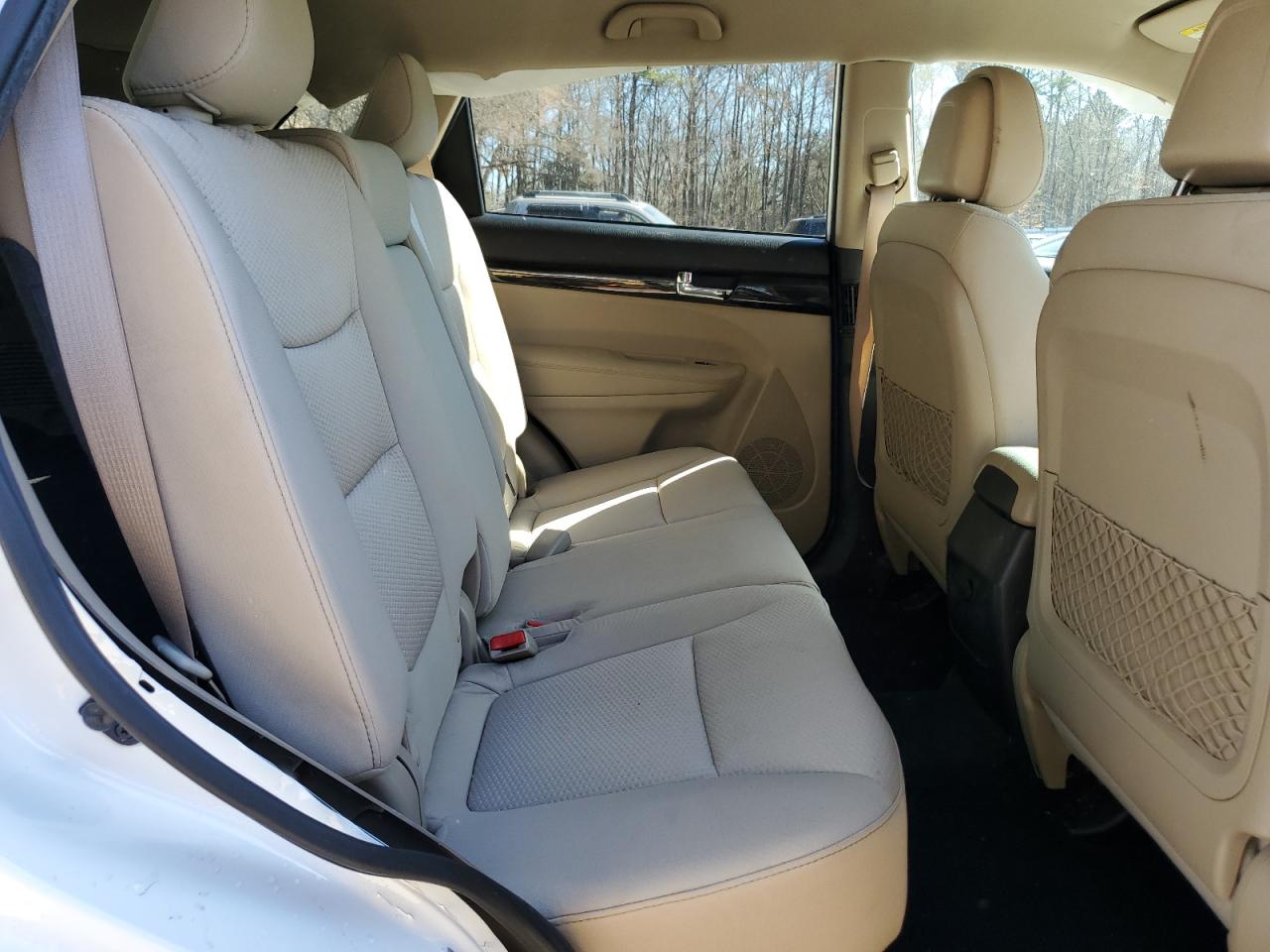 2012 Kia Sorento - Image 11