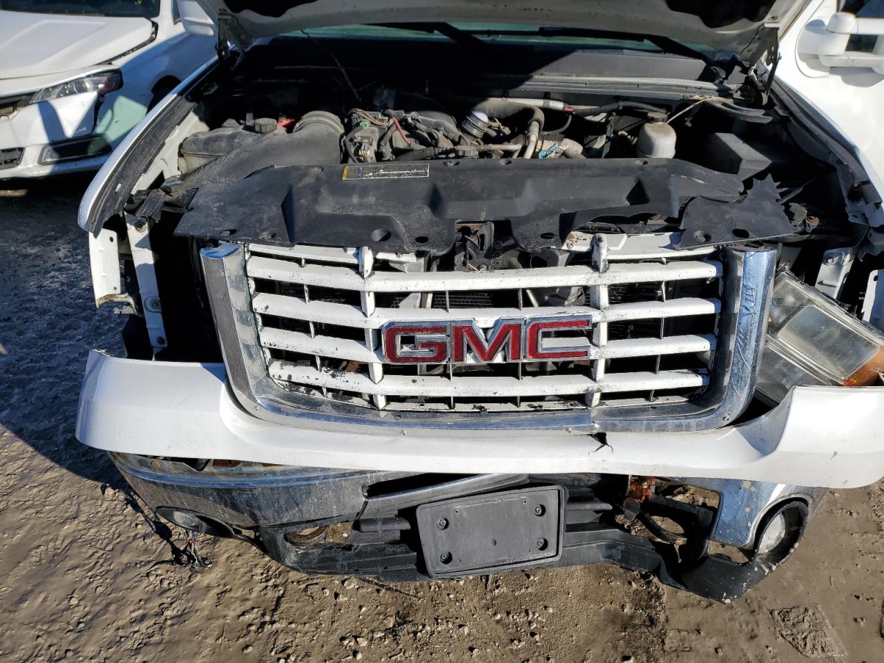 2008 GMC Sierra - Image 11