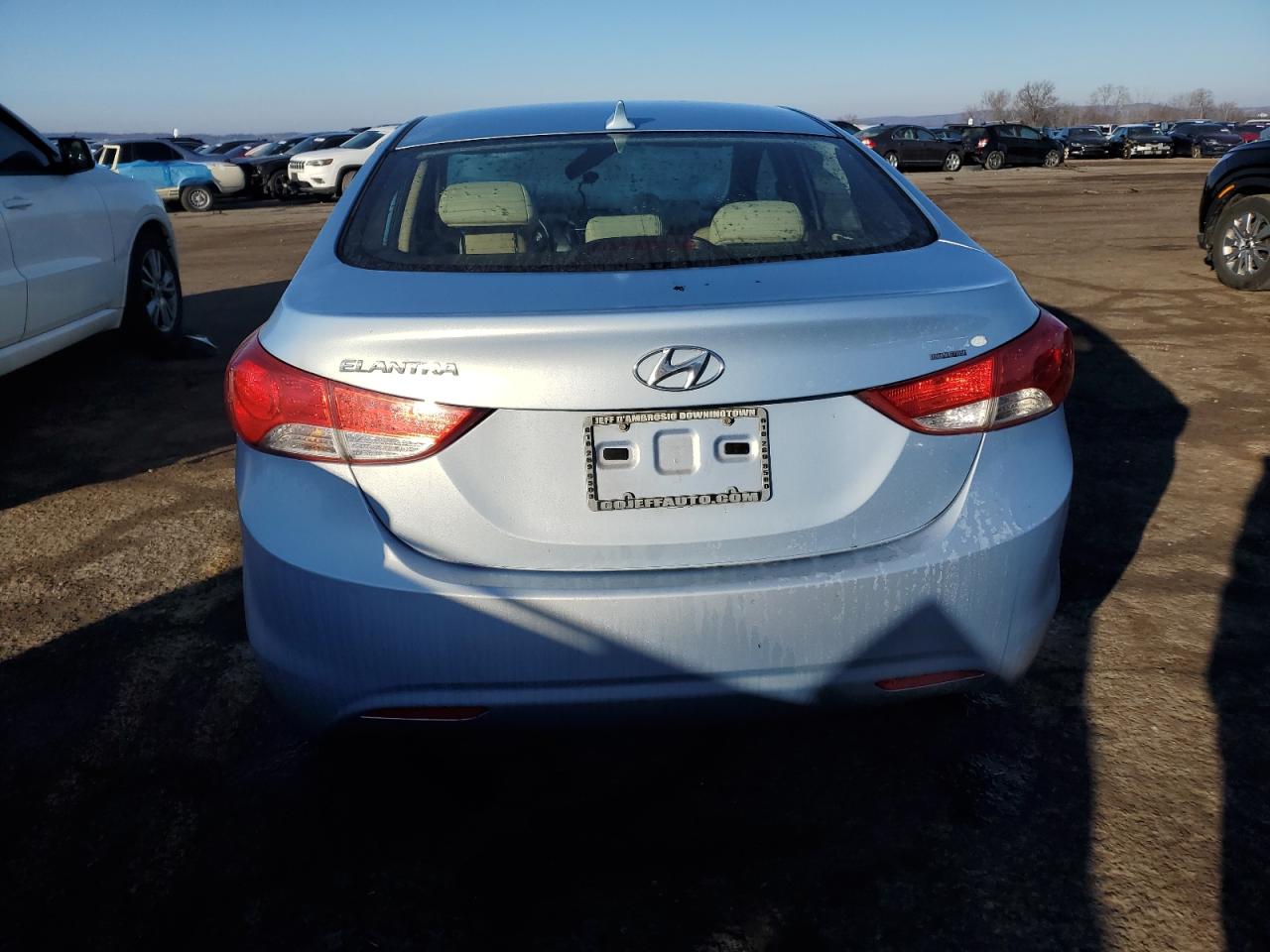 2011 Hyundai Elantra - Image 6