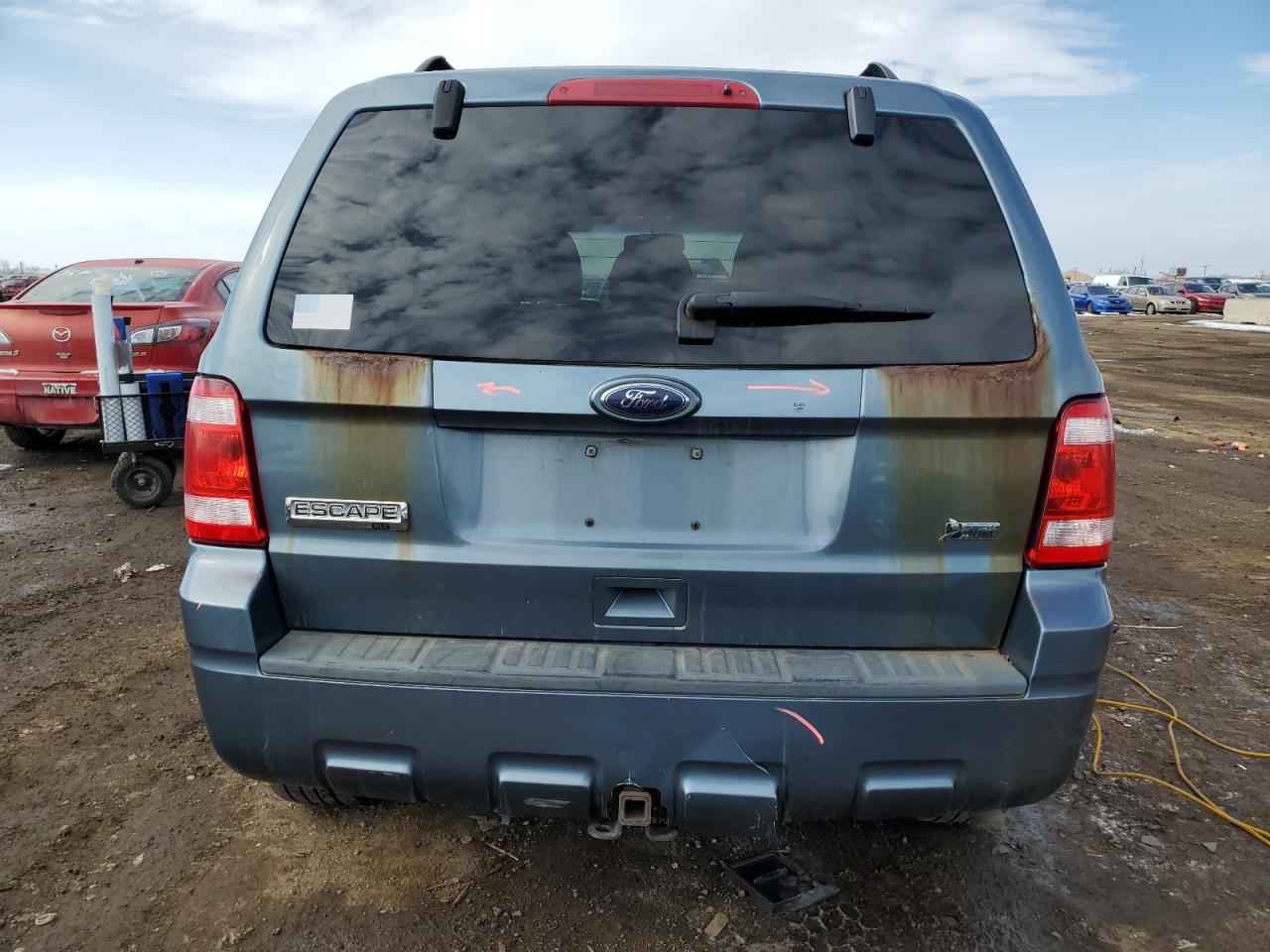 2010 Ford Escape - Image 6