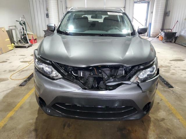  NISSAN ROGUE 2018 Szary