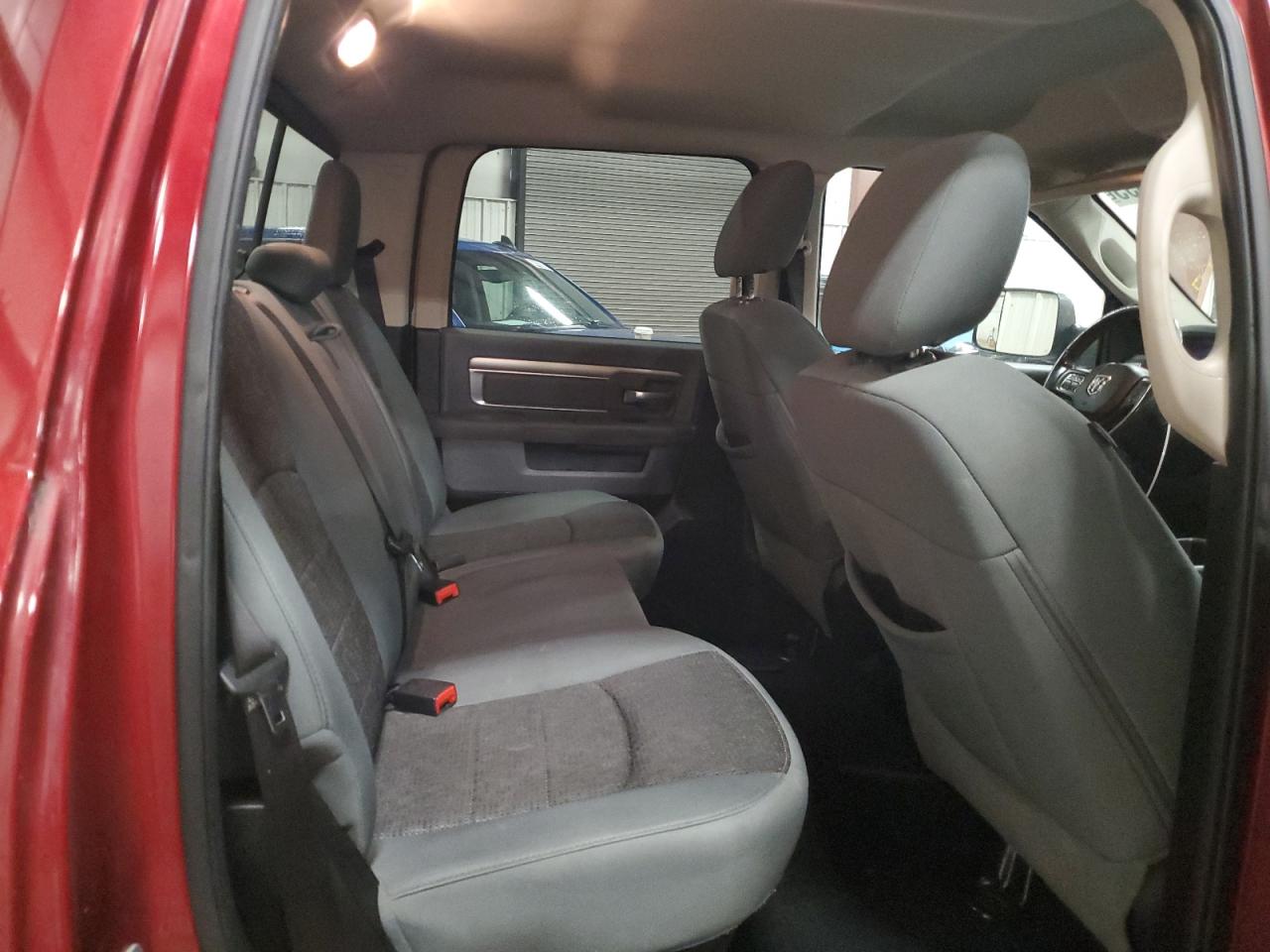 2013 RAM 1500 - Image 10