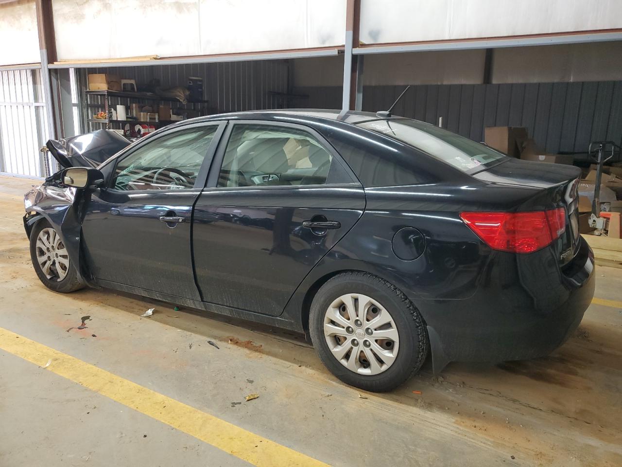 2013 Kia Forte - Image 2