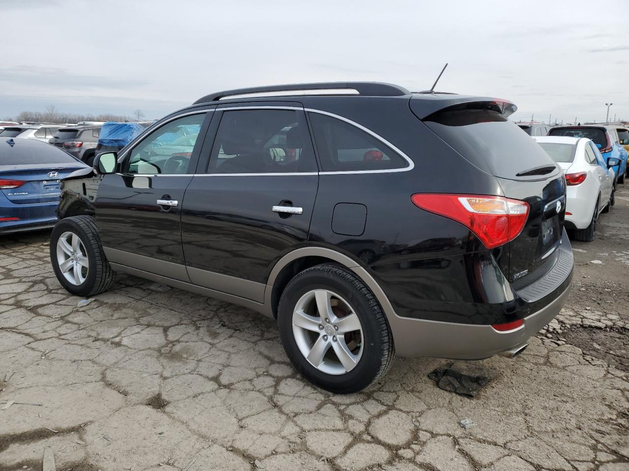 2011 Hyundai Veracruz - Image 2