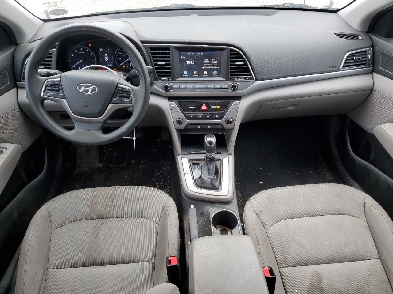 2018 Hyundai Elantra - Image 8