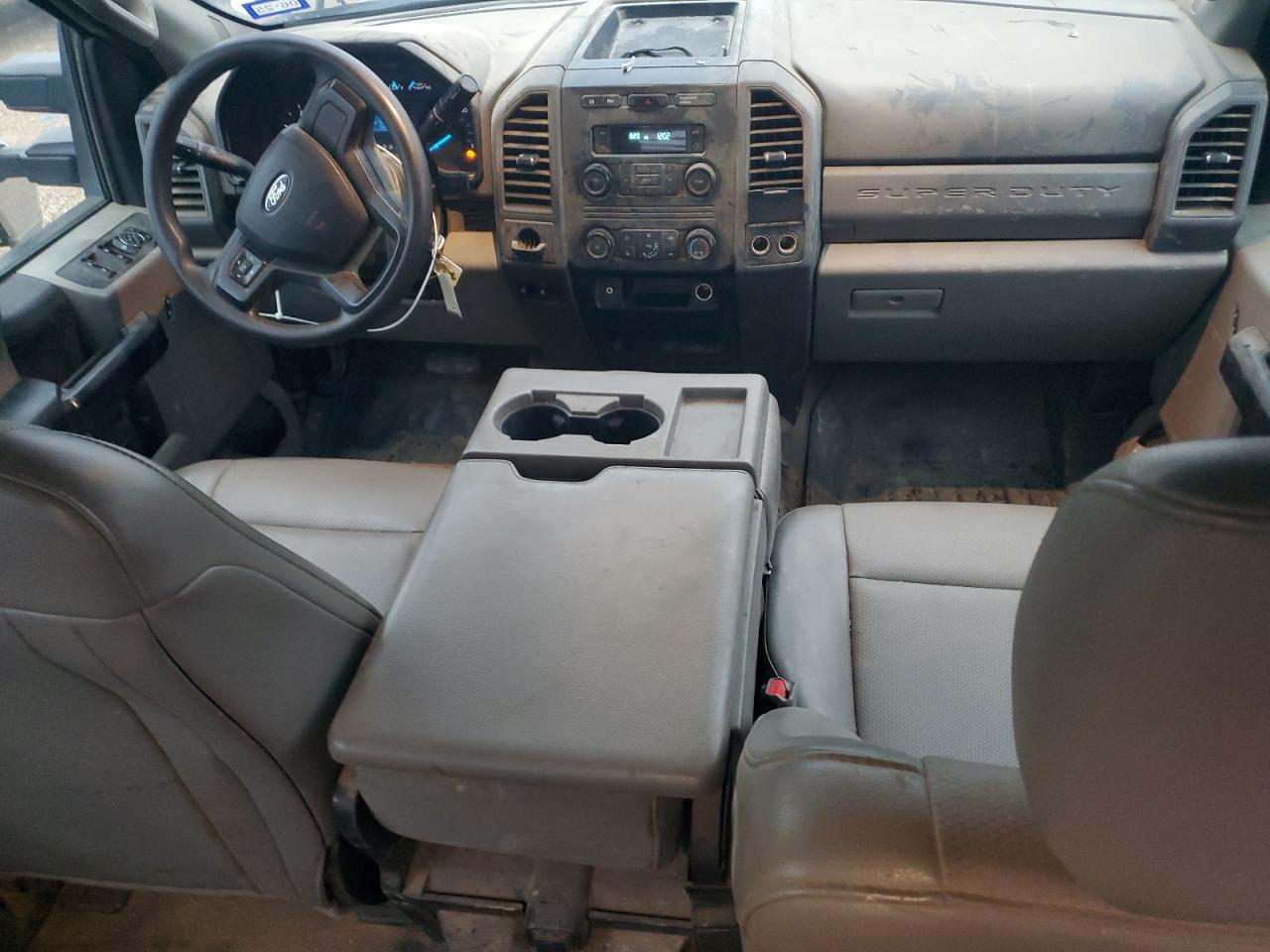2017 Ford F450 - Image 8