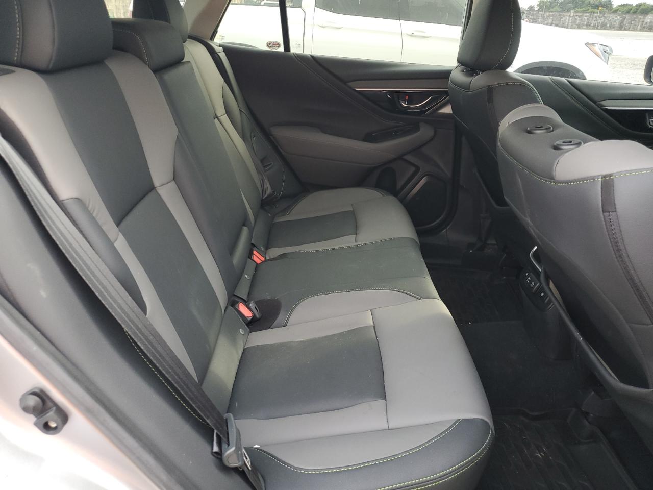 2020 Subaru Outback - Image 11