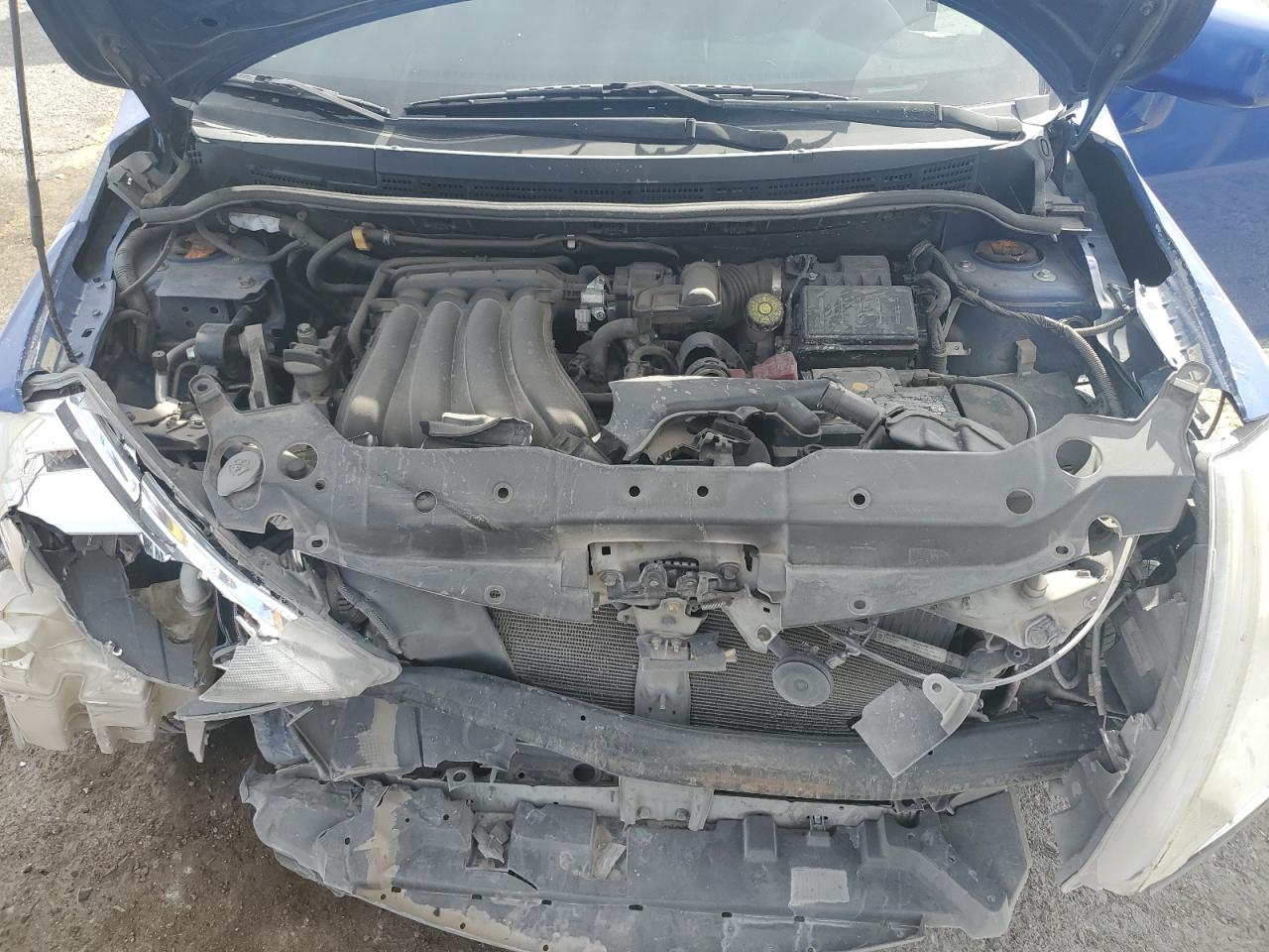 2012 Nissan Versa - Image 12