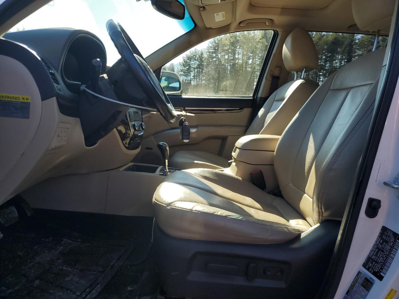 2012 Hyundai Santa Fe - Image 7