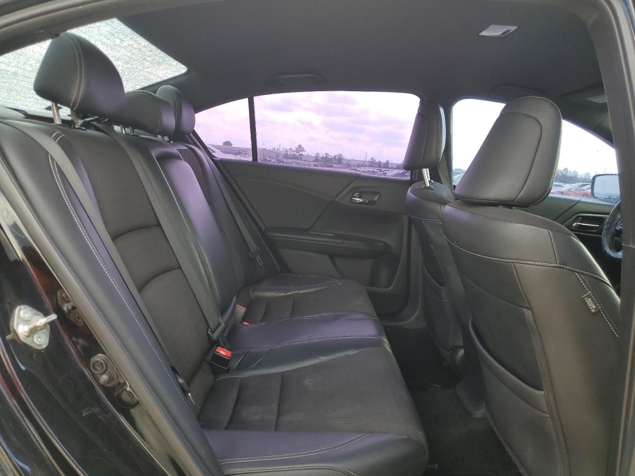 2017 Honda Accord - Image 10