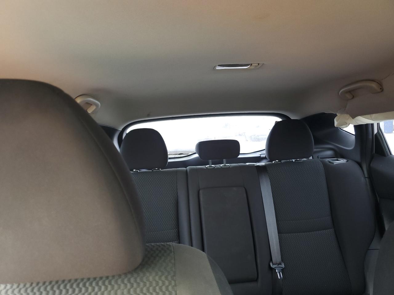 2019 Nissan Rogue - Image 10
