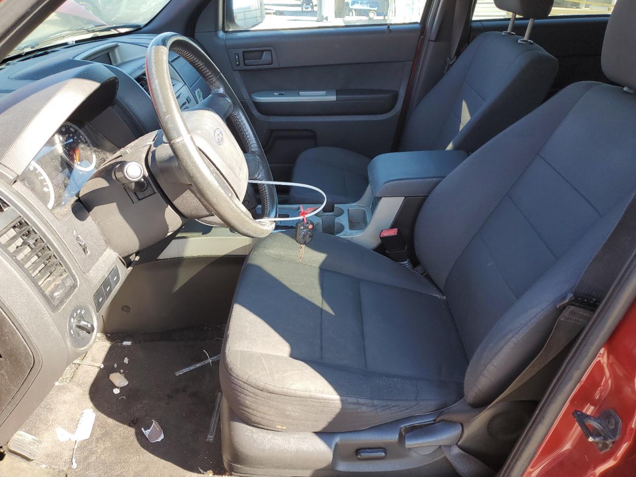 2011 Ford Escape - Image 7