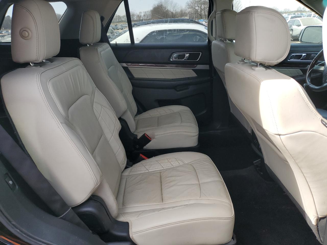 2016 Ford Explorer - Image 11