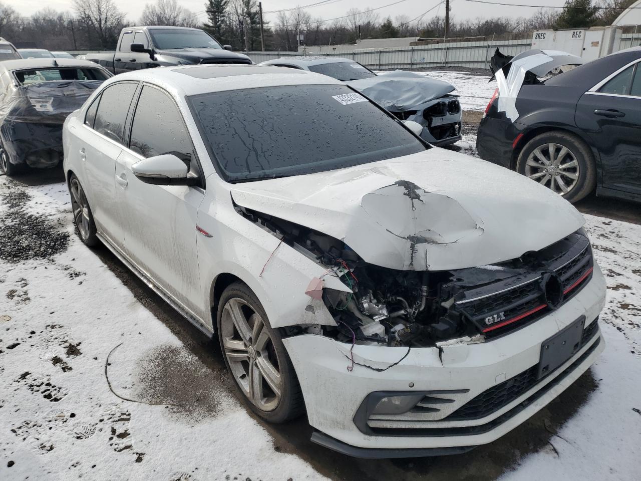 2016 Volkswagen Jetta - Image 4