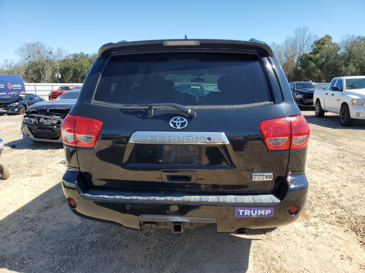 2011 Toyota Sequoia - Image 6