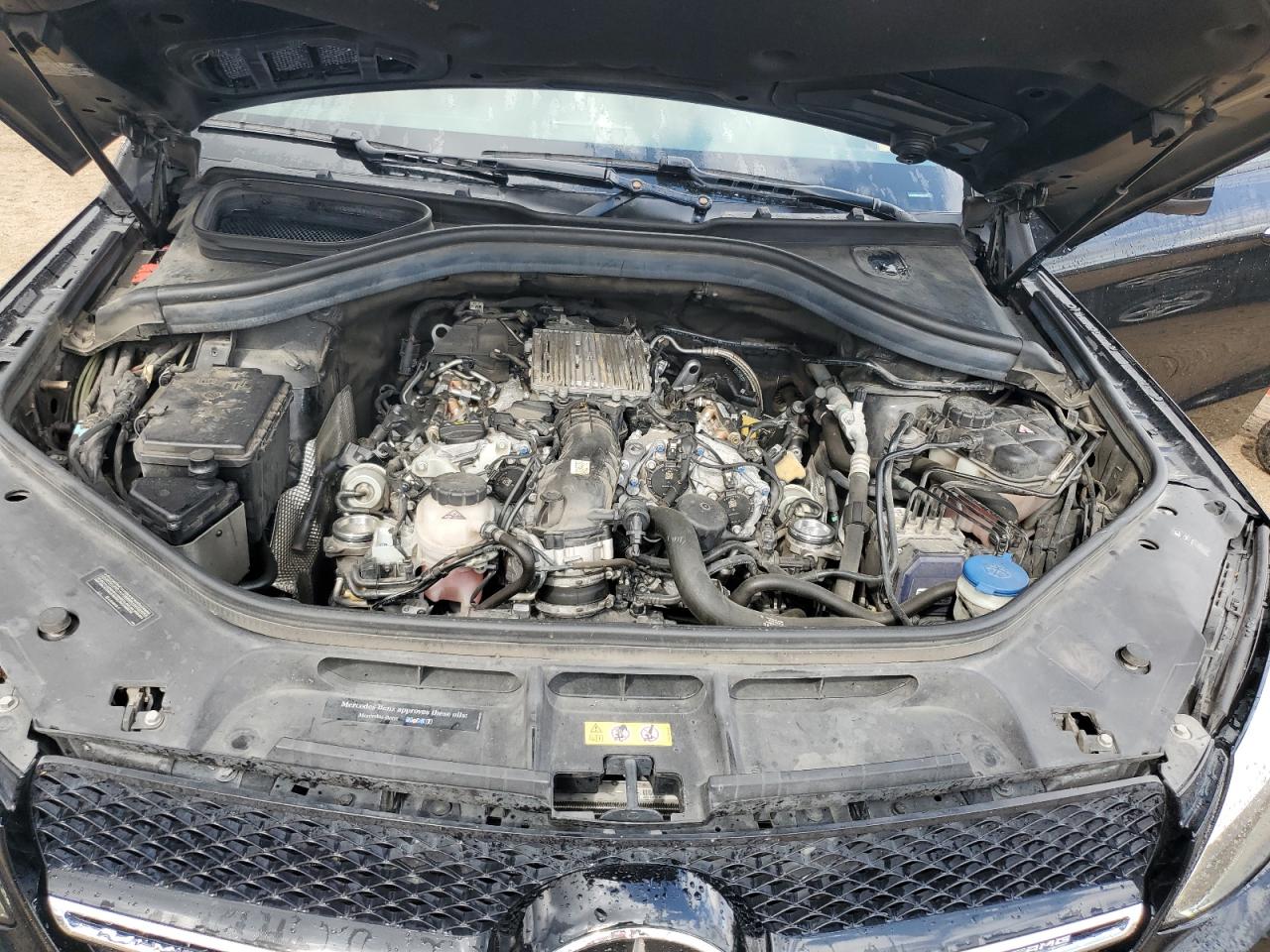 2017 Mercedes-Benz GLE - Image 11
