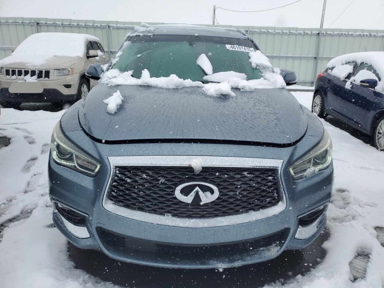 2017 Infiniti QX60 - Image 5