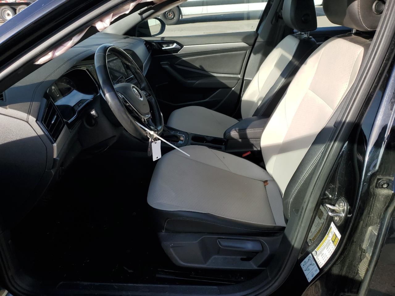 2019 Volkswagen Jetta - Image 7