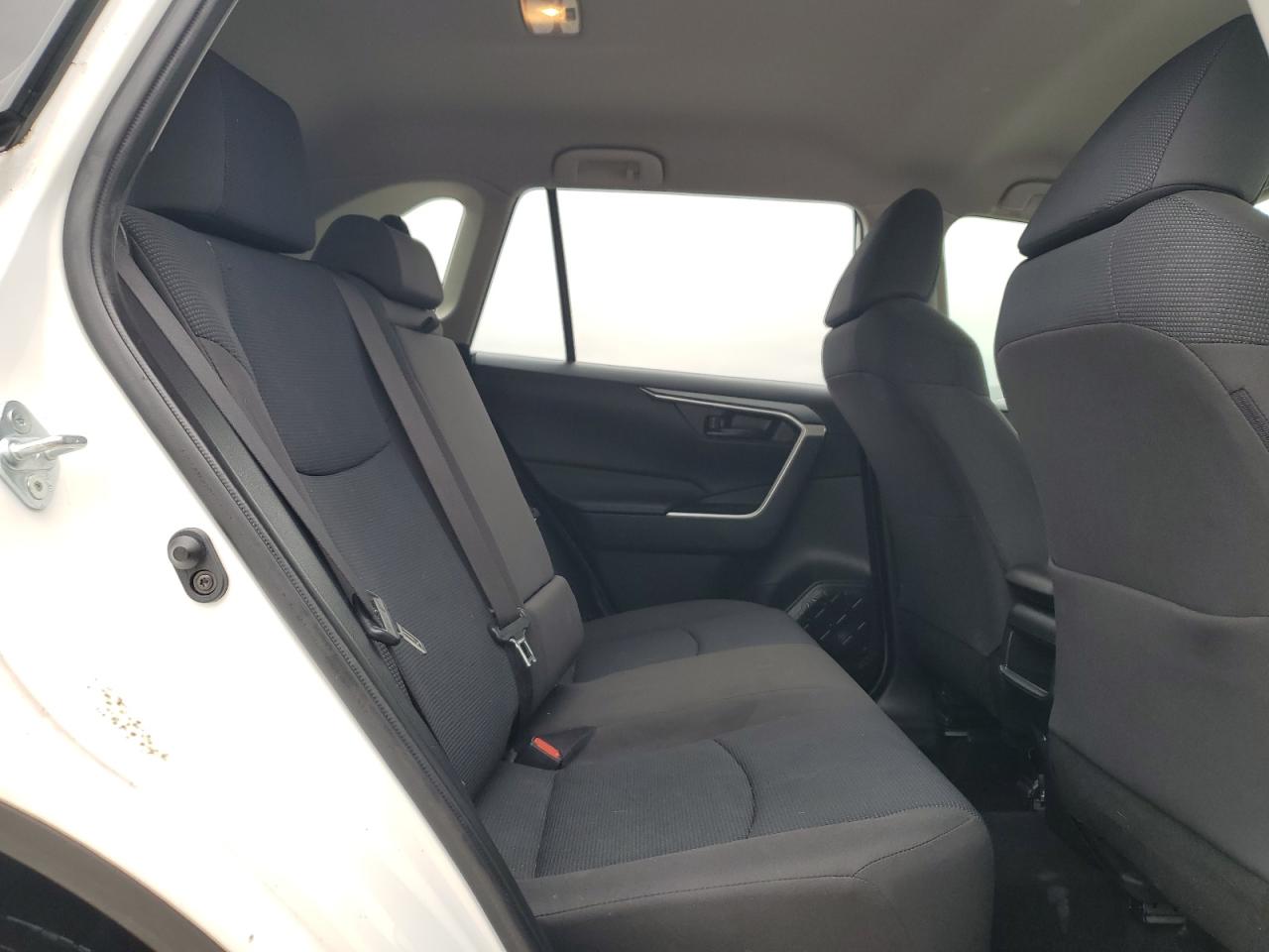 2021 Toyota RAV 4 - Image 11