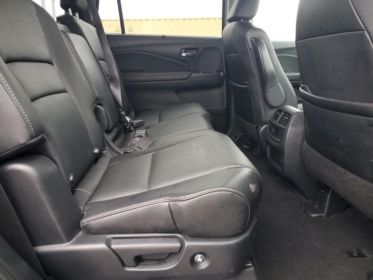 2021 Honda Pilot - Image 11