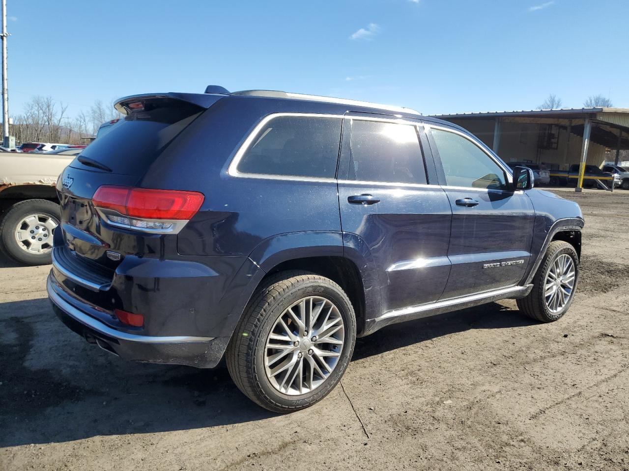 2018 Jeep Grand Cherokee - Image 3