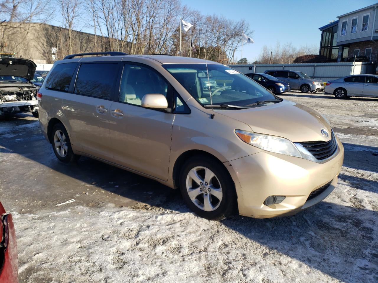 2012 Toyota Sienna - Image 4