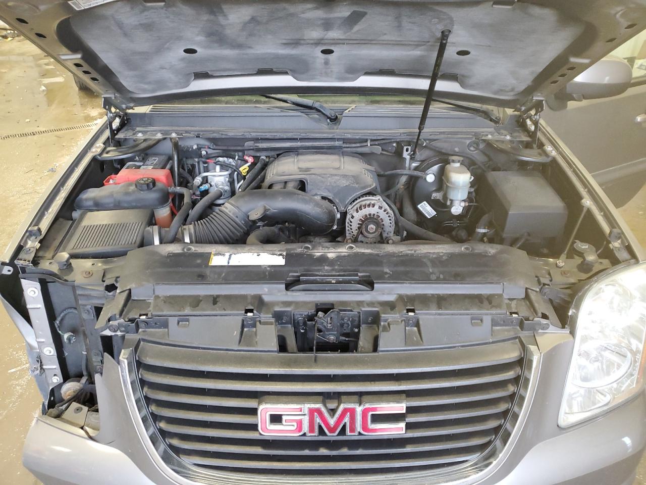 2007 GMC Yukon - Image 11