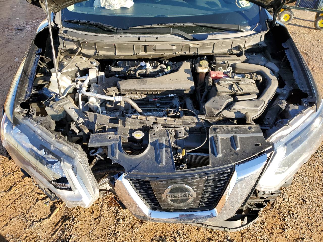 2017 Nissan Rogue - Image 13